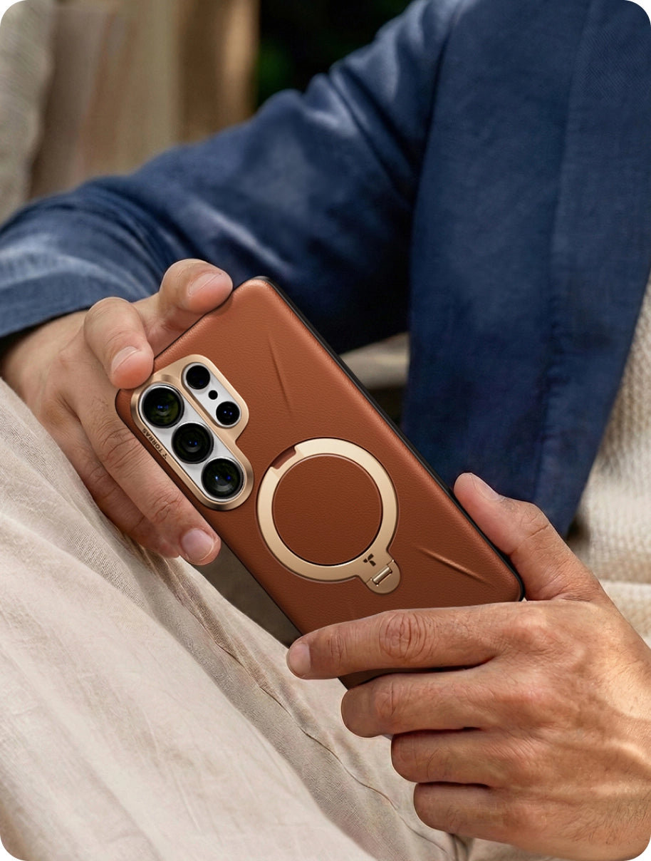back of the TORRAS Ostand Q3 VegSkin case held in hand